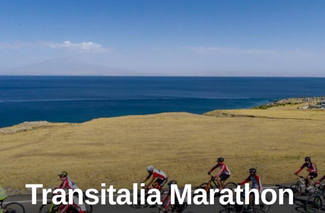 Transitalia Marathon: la carovana in bici attraversa Rimini