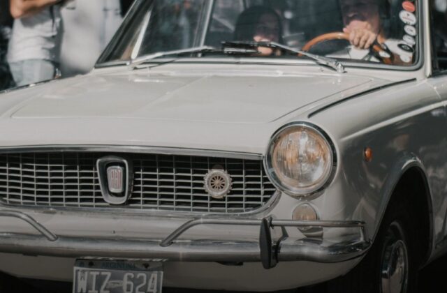 Transitalia Marathon, auto d’epoca in transito a Rimini