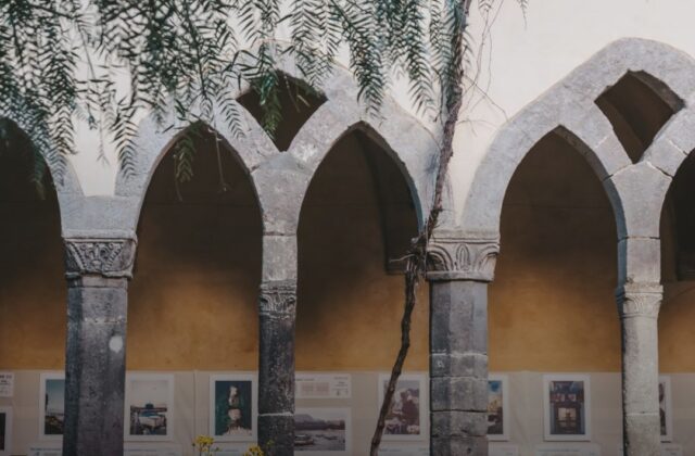 Rimini celebra i suoi artisti: creatività locale in vetrina