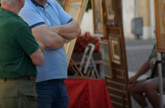 Rimini celebra i suoi artisti: la creatività locale in vetrina