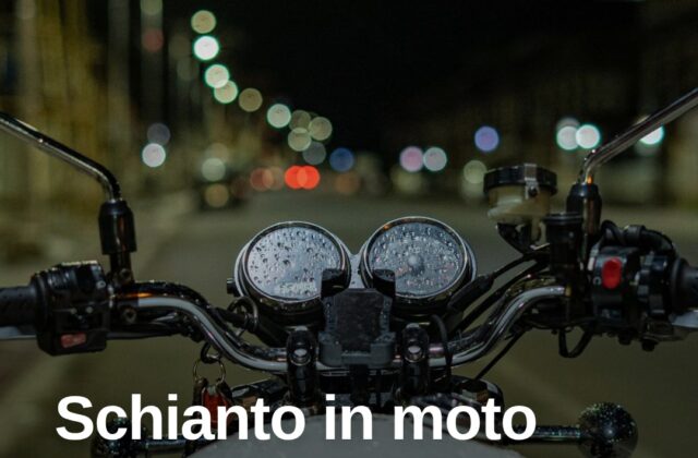 Rimini, schianto in moto all’alba: muore un 18enne