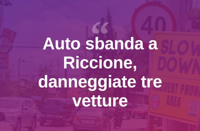 Riccione, auto sbanda in via Castrocaro: danni a tre vetture in sosta