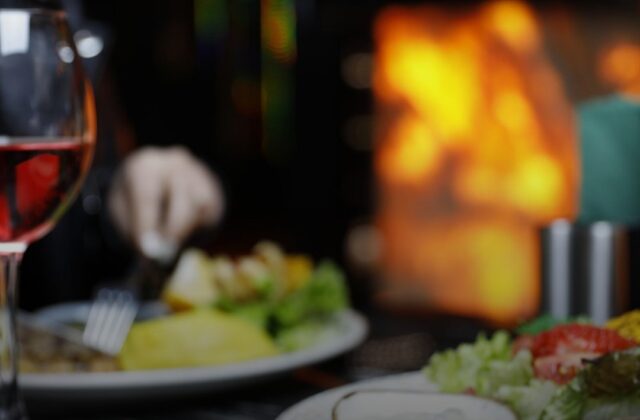 A Miramare una cena al buio per “vedere” con gli altri sensi