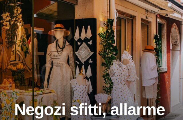 Negozi sfitti, Confcommercio: “Desertificazione commerciale è emergenza”