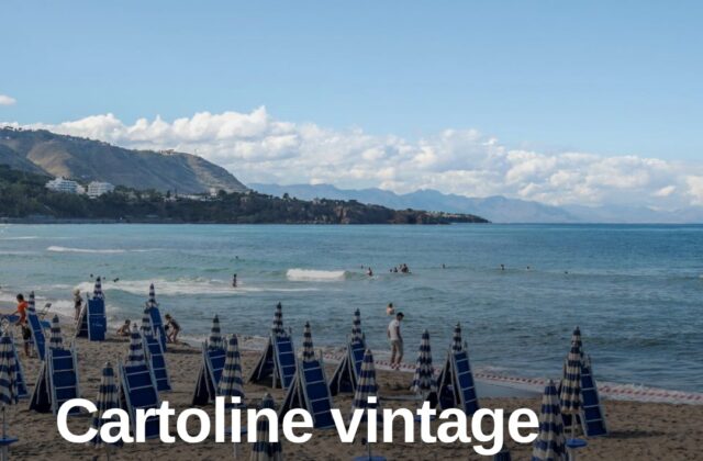 «Saluti dal mare»: le cartoline che raccontano le vacanze degli italiani